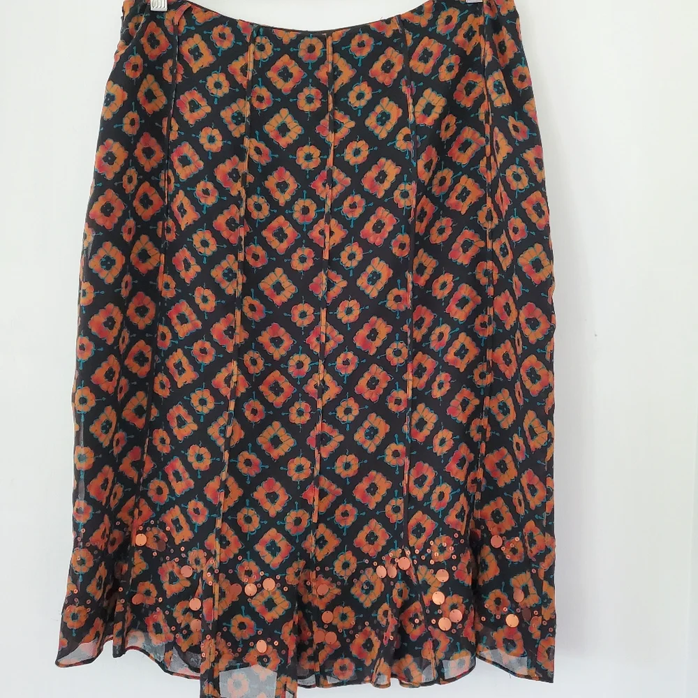 100% Silk Black Rust Print Skirt 12 Copper Sequins Ruffle Hem JONES NEW YORK EUC